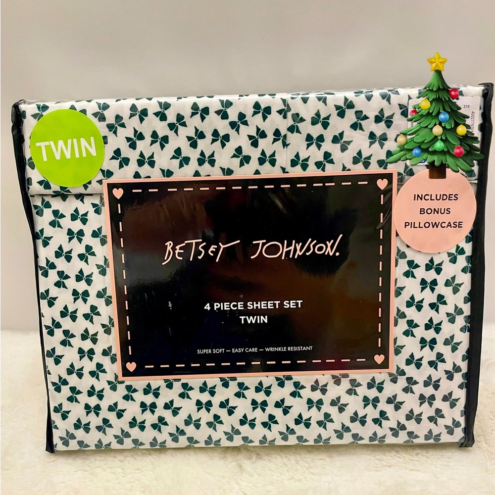 BETSEY JOHNSON 4pc Paris Bows Microfiber TWIN‎ Christmas Holiday Sheet Set